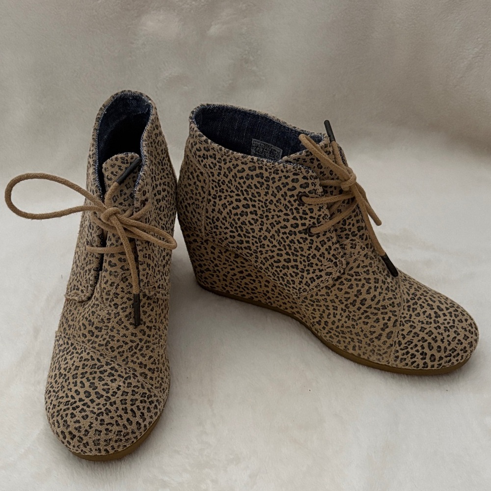Toms Tan Leopard Print Ankle Booties